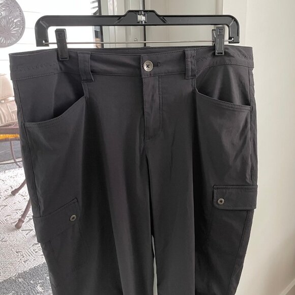 Eddie Bauer Pull On Cropped Capri Nylon Cargo Pants Easy Care Black Sz 12 - Picture 2 of 15